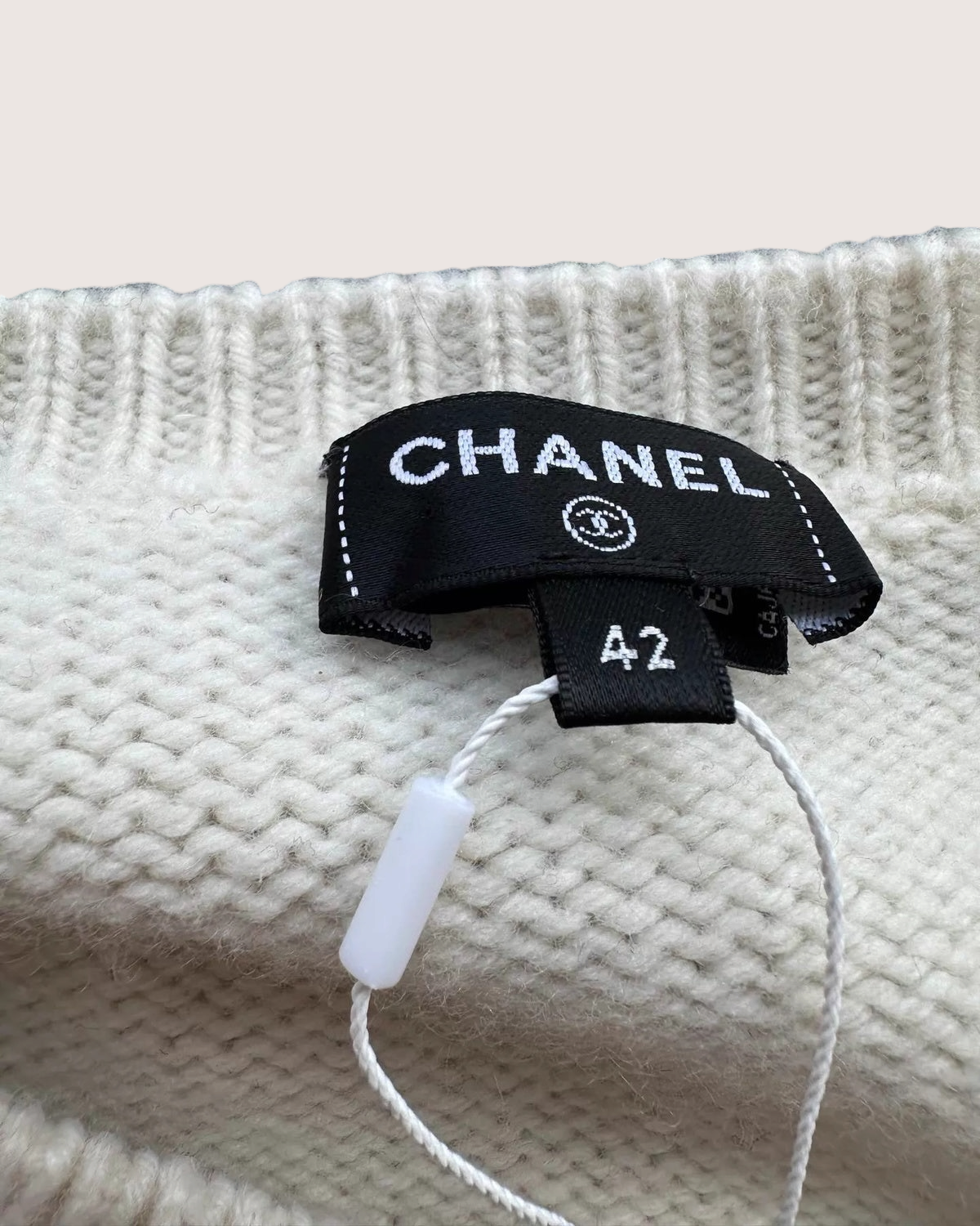 Chanel 25N Bow Sweater