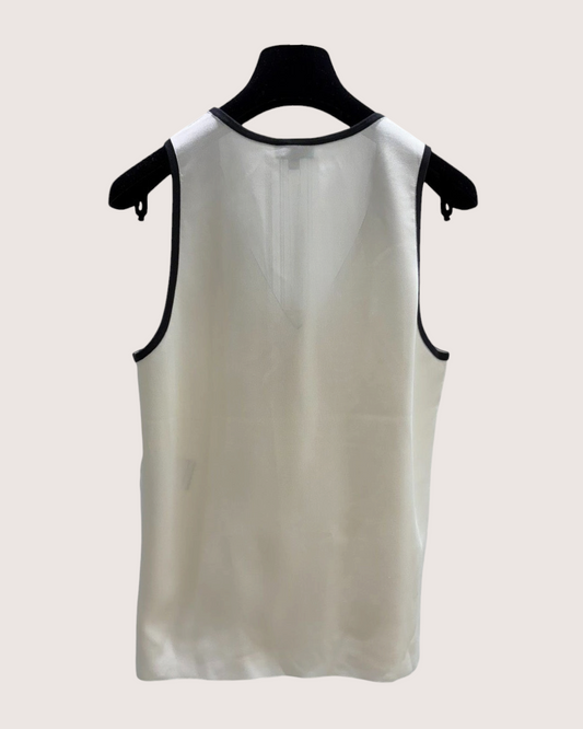 Chanel 26S Contrast-Trim Top White, Black FR 36