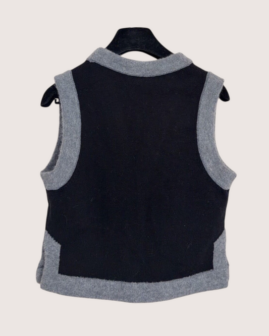 Chanel 21B Cashmere Two-Tone Vest Black, Grey FR 34