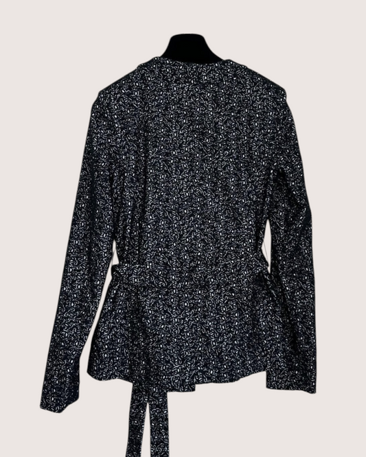 Chanel 25M Coco Beach Belted Jacket Black, White FR 36