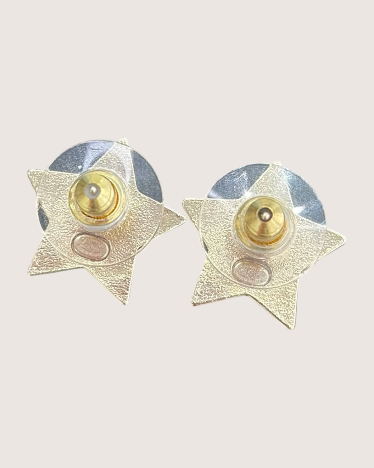 Chanel 25B CC Star Stud Earrings Gold One Size