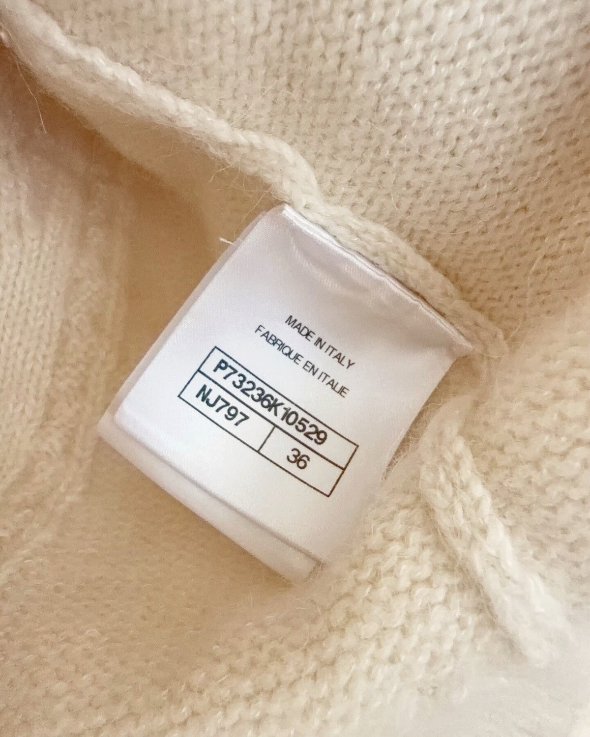 Chanel 22N Coco Neige Cashmere Cable Sweater Beige/Ecru, Pink FR 36