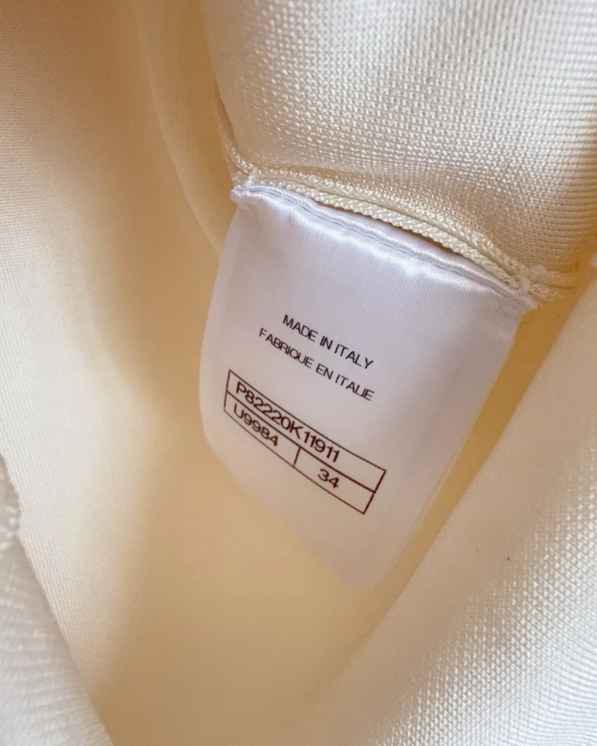 Chanel 26S Contrast-Trim V-Neck Top White, Black FR 34