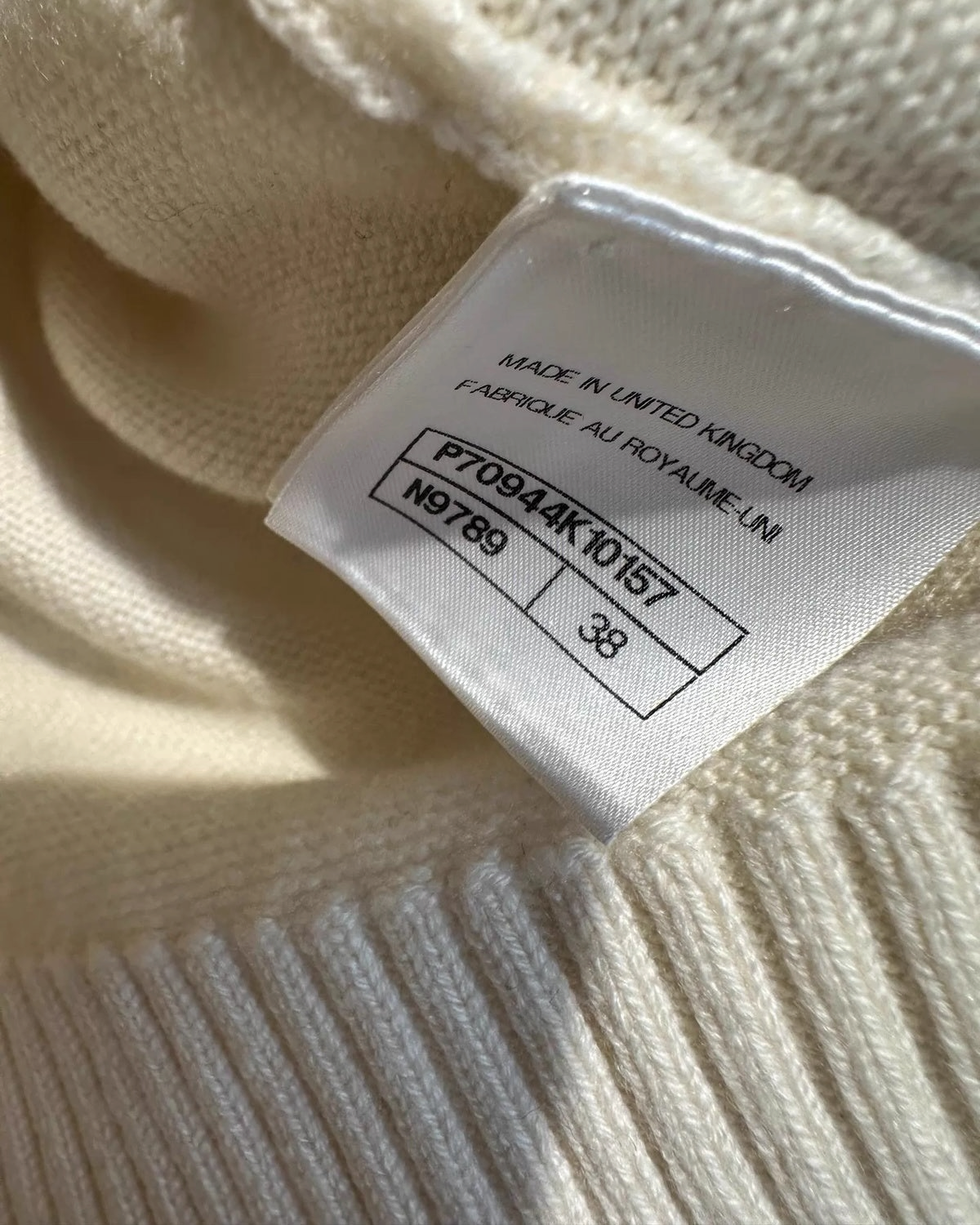Chanel 21A Floral Sleeves Cashmere Sweater