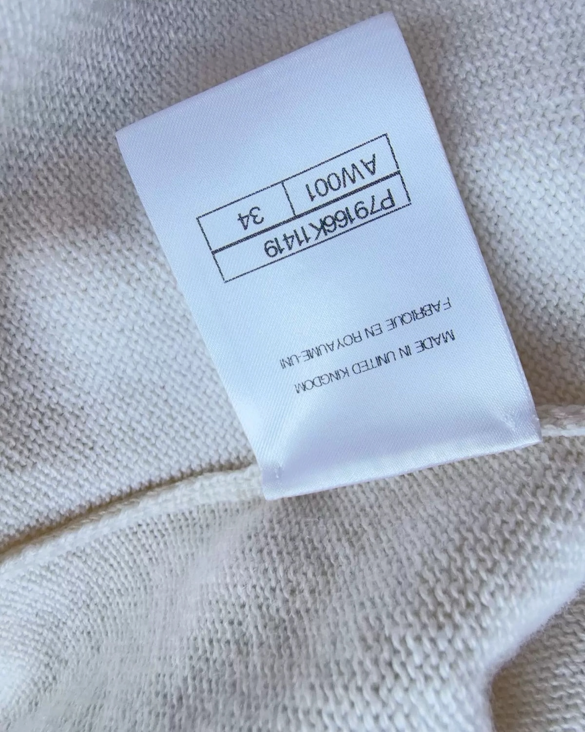 Chanel 25P Cashmere Cardigan Beige/Ecru, White FR 34