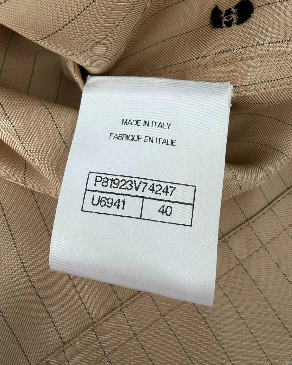 Chanel 26S CC Striped Logo Top Beige/Ecru, Black FR 40