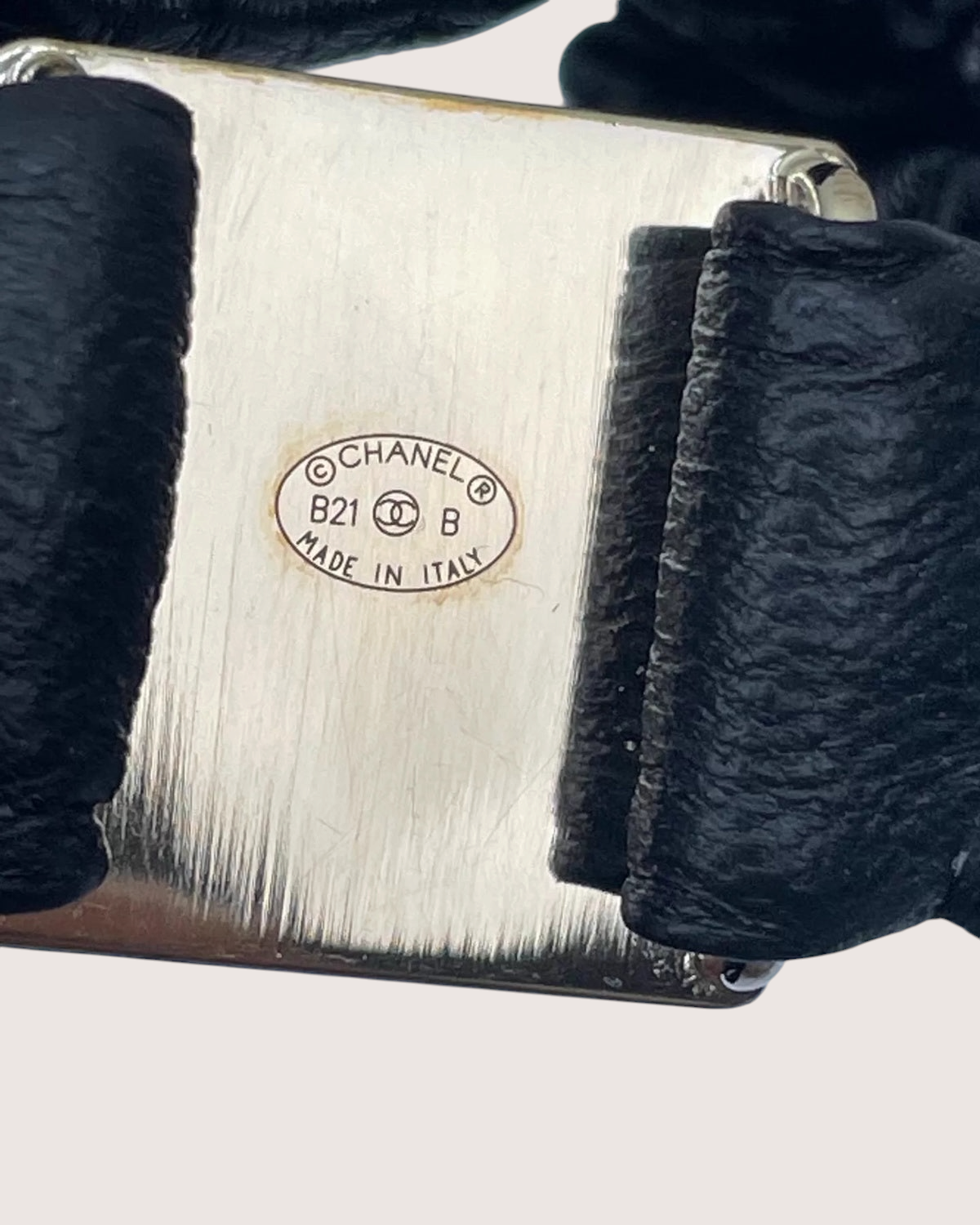 Chanel 21B Enamel CC Hair Tie