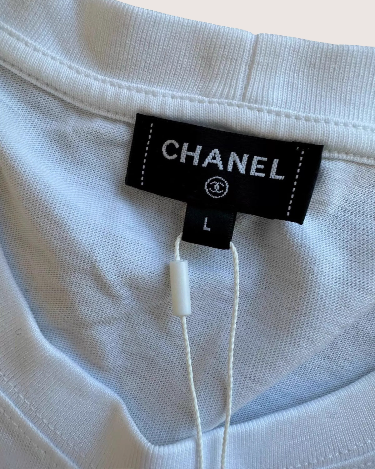 Chanel 23N Heart Graphic T-Shirt