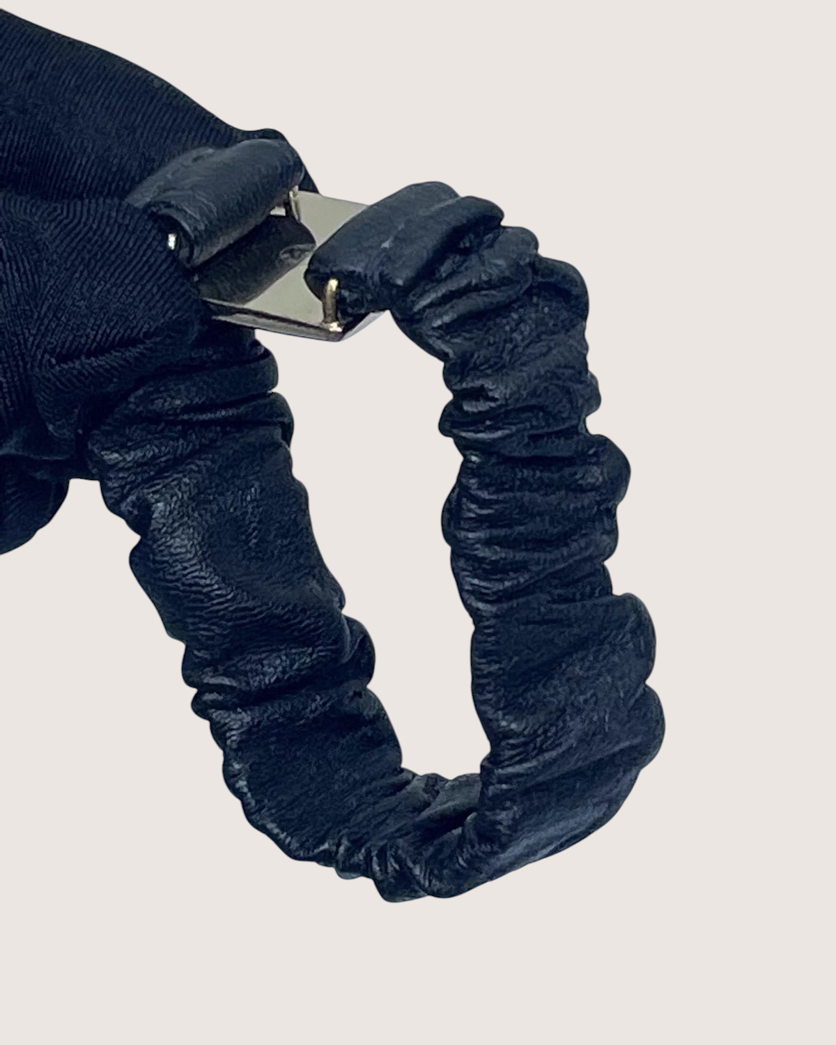 Chanel 21B Enamel CC Hair Tie