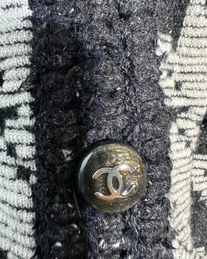 Chanel 24A Houndstooth Cardigan Jacket