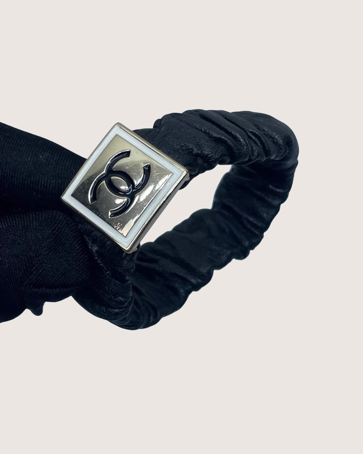 Chanel 21B Enamel CC Hair Tie