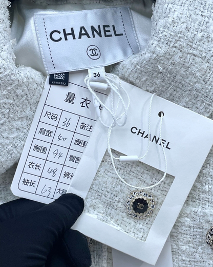 Chanel 25K Four-Pocket Tweed Jacket