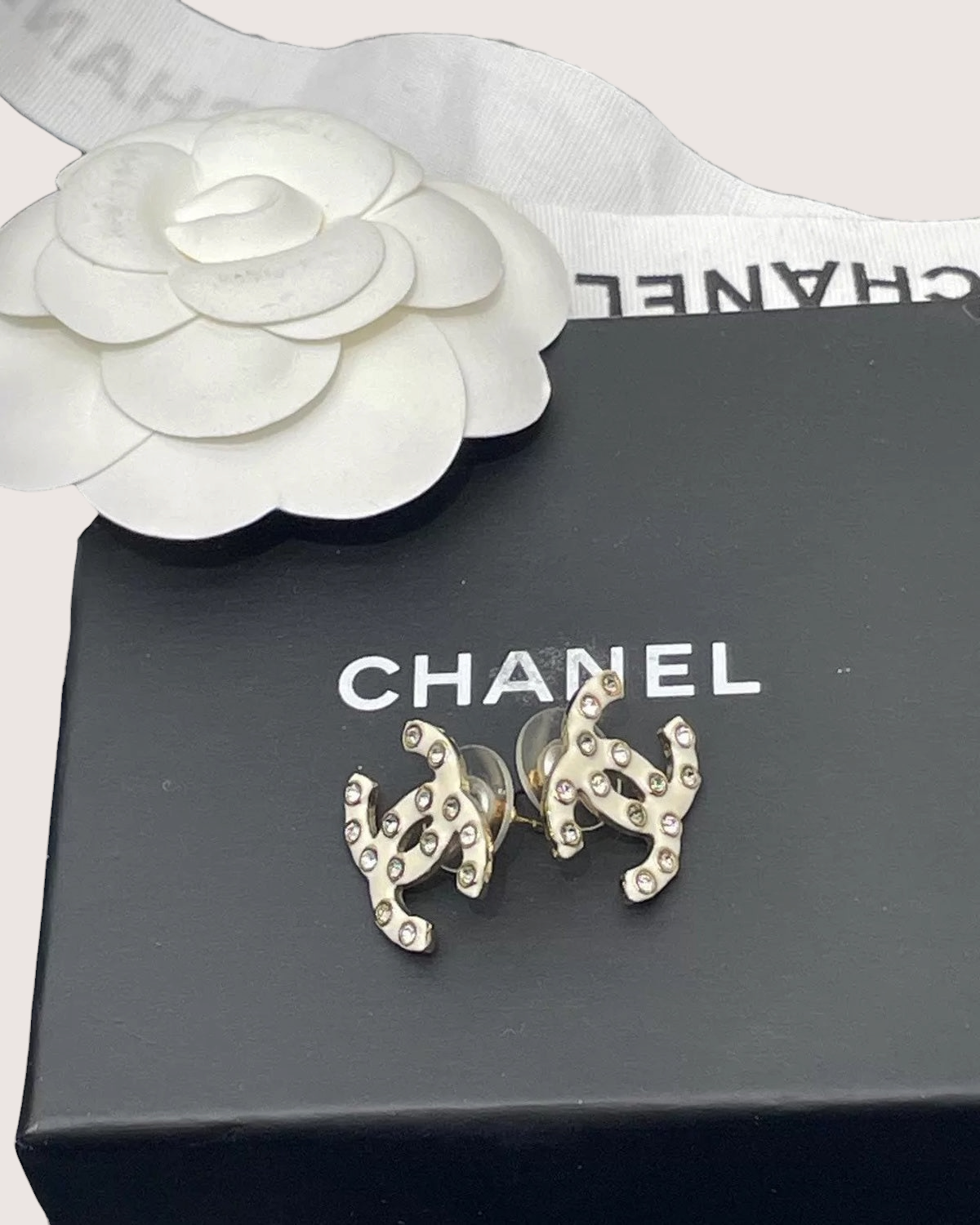 Chanel 19C Rhinestones CC Earrings
