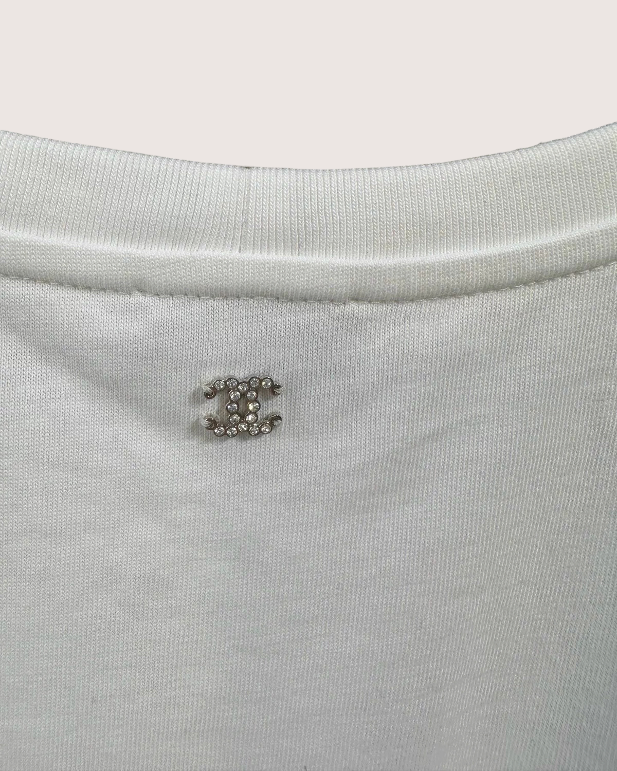 Chanel 23N Heart Graphic T-Shirt