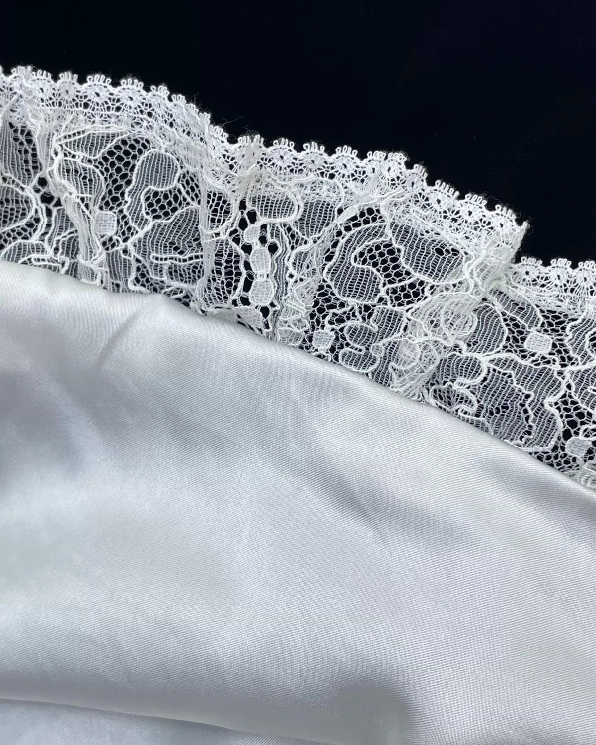 Miu Miu FW22 Lace Mini Skirt