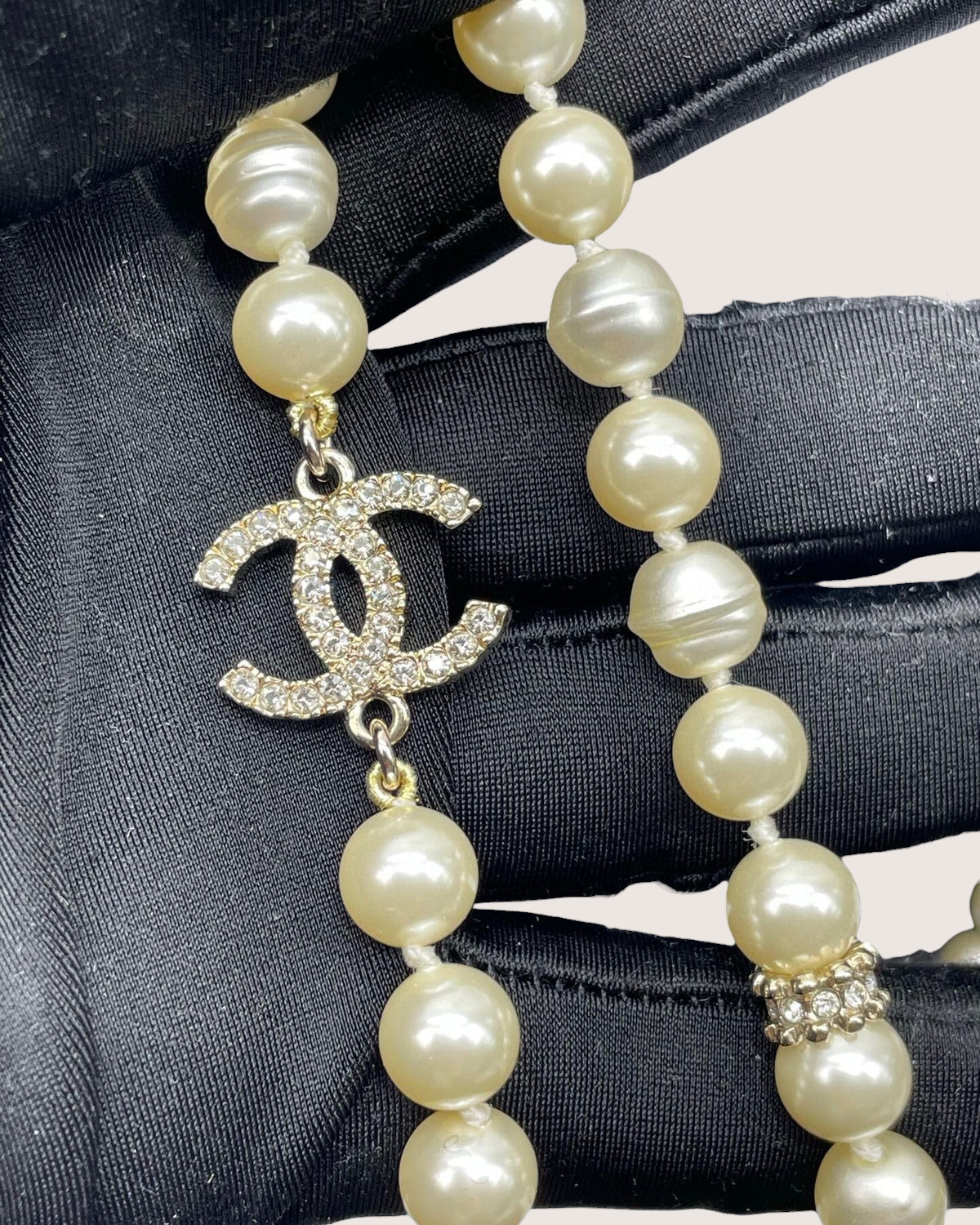 Chanel 24A Silver Crystal Pearl CC Necklace