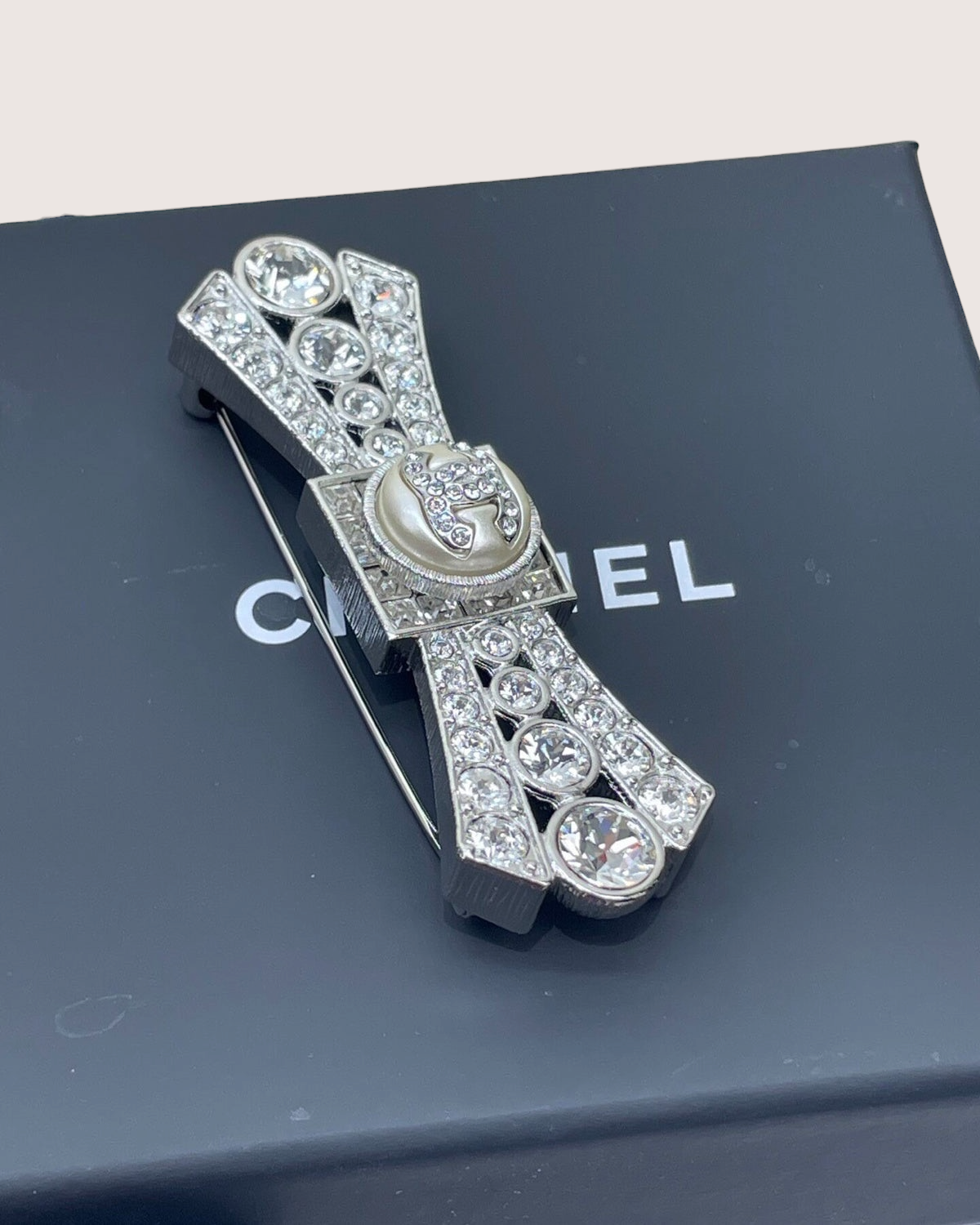 Chanel 23S Bow Crystal CC Brooch Pin