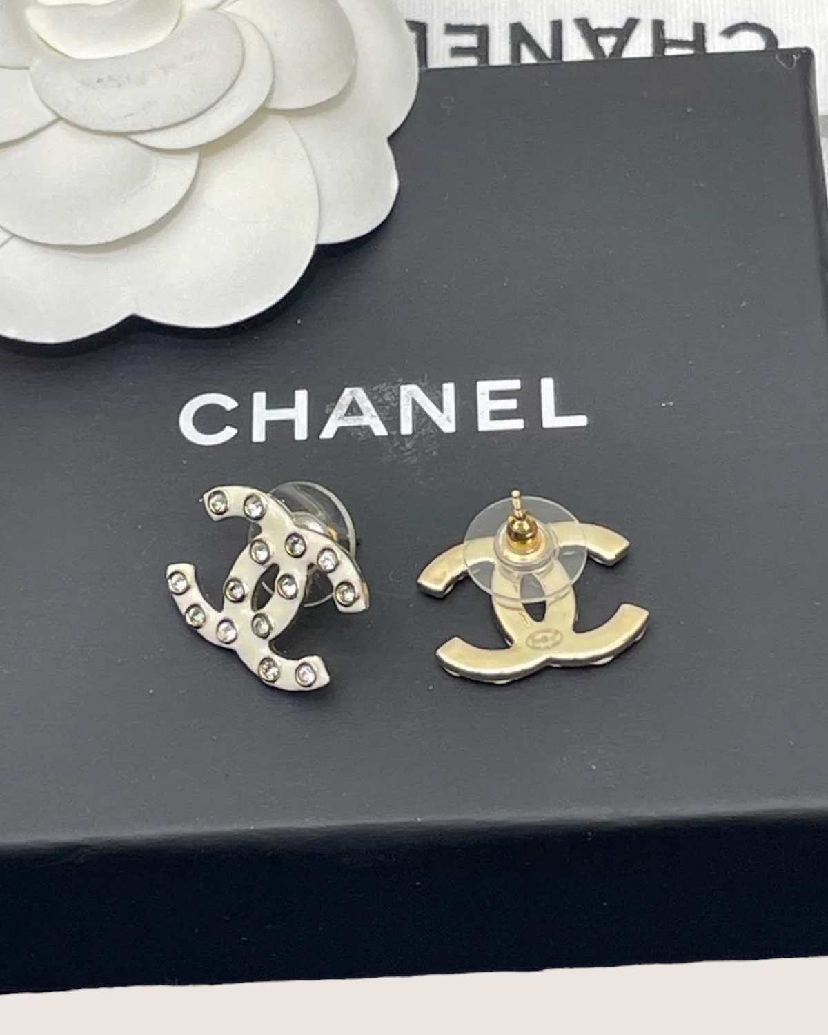 Chanel 19C Rhinestones CC Earrings