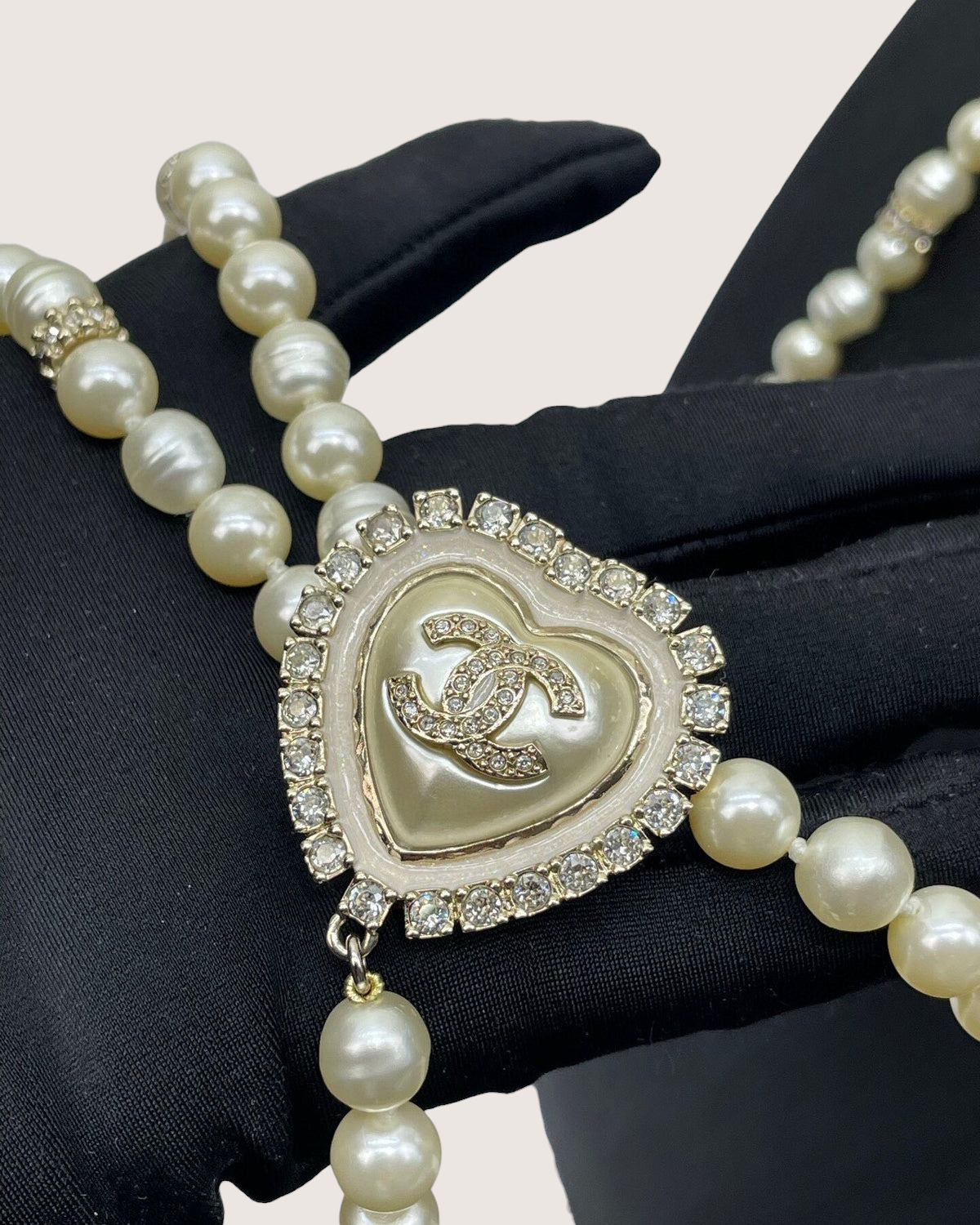 Chanel 24A Silver Crystal Pearl CC Necklace