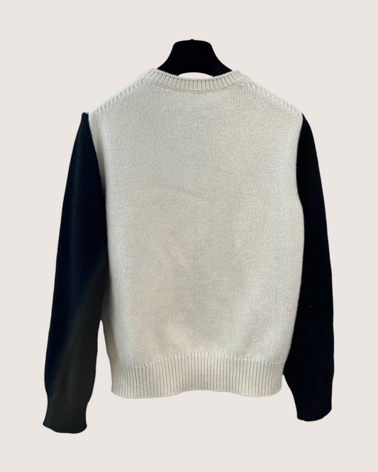 Chanel 25N Bow Sweater