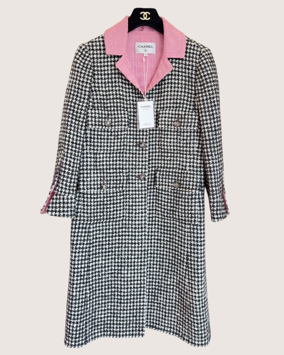 Chanel 24A Houndstooth Tweed Coat Black, White, Pink FR 36