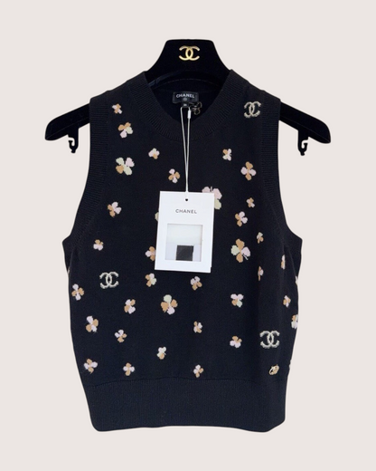 Chanel 24P Cashmere Clover Jacquard Vest Black, Beige/Ecru, Pink, Multicolor FR 38