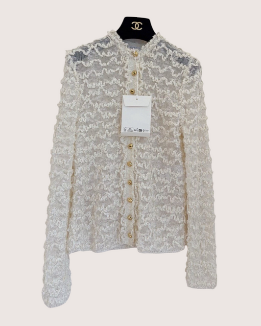 Chanel 26A Wavy Bouclé Cardigan Beige/Ecru FR 36