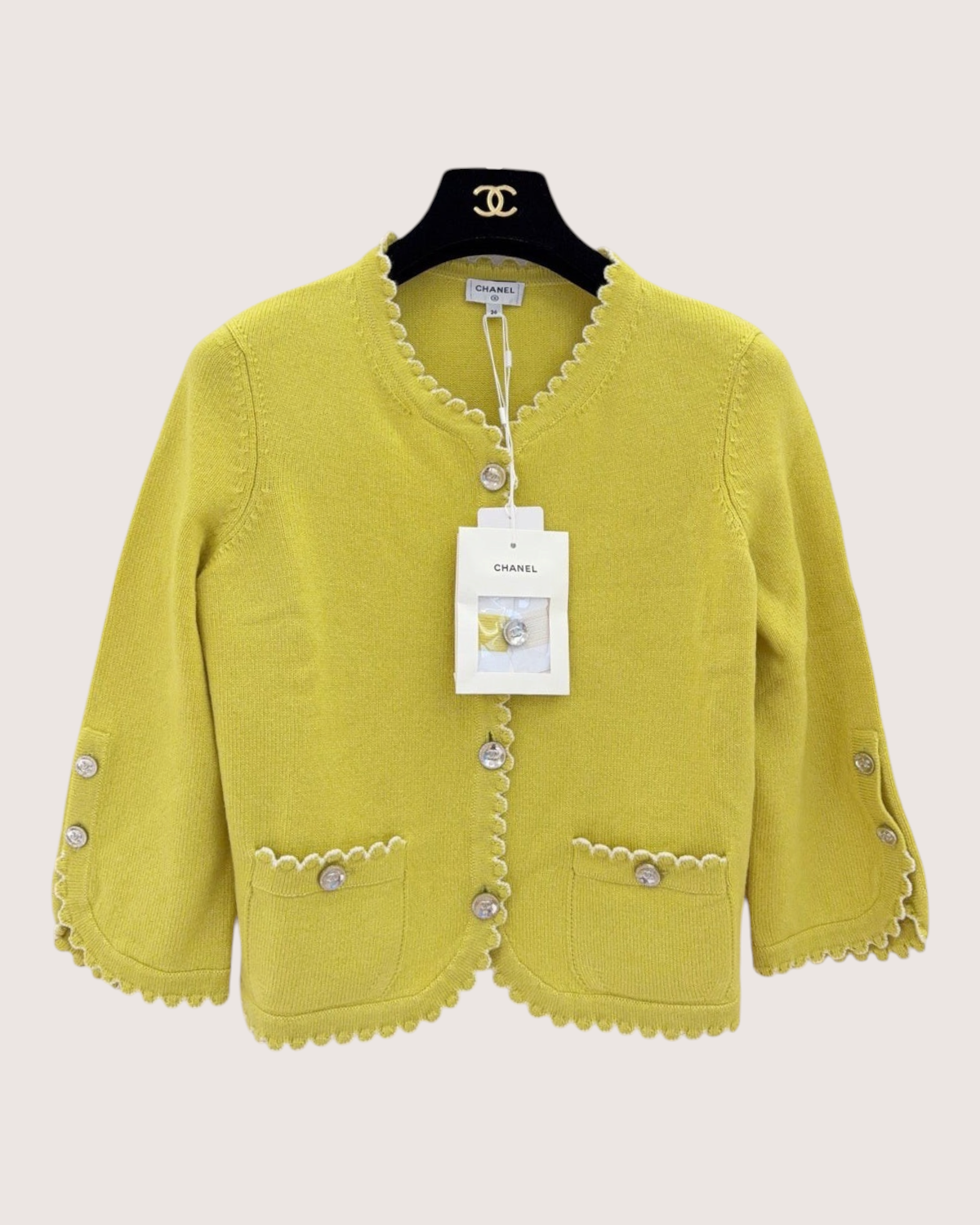 Chanel 25C Cashmere Scalloped Cardigan Yellow, White FR 34