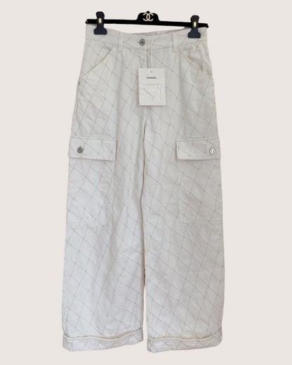 Chanel 26M Coco Beach Diamond-Stitch Wide-Leg Cargo Denim Jeans White, Beige/Ecru FR 36