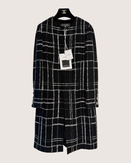 Chanel 23A Tweed Coat Black, White FR 40