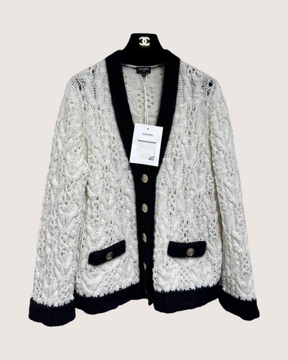 Chanel 25B Wool Cardigan