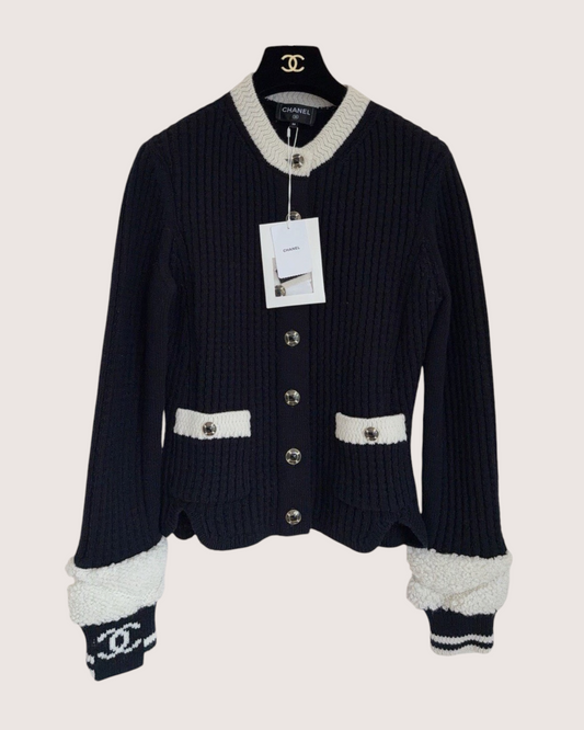 Chanel 25N Coco Neige Wool Ski Cardigan Black, White FR 36