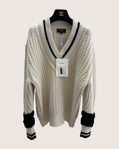 Chanel 25N Cable-Knit V-Neck Sweater Beige/Ecru, Black FR 40