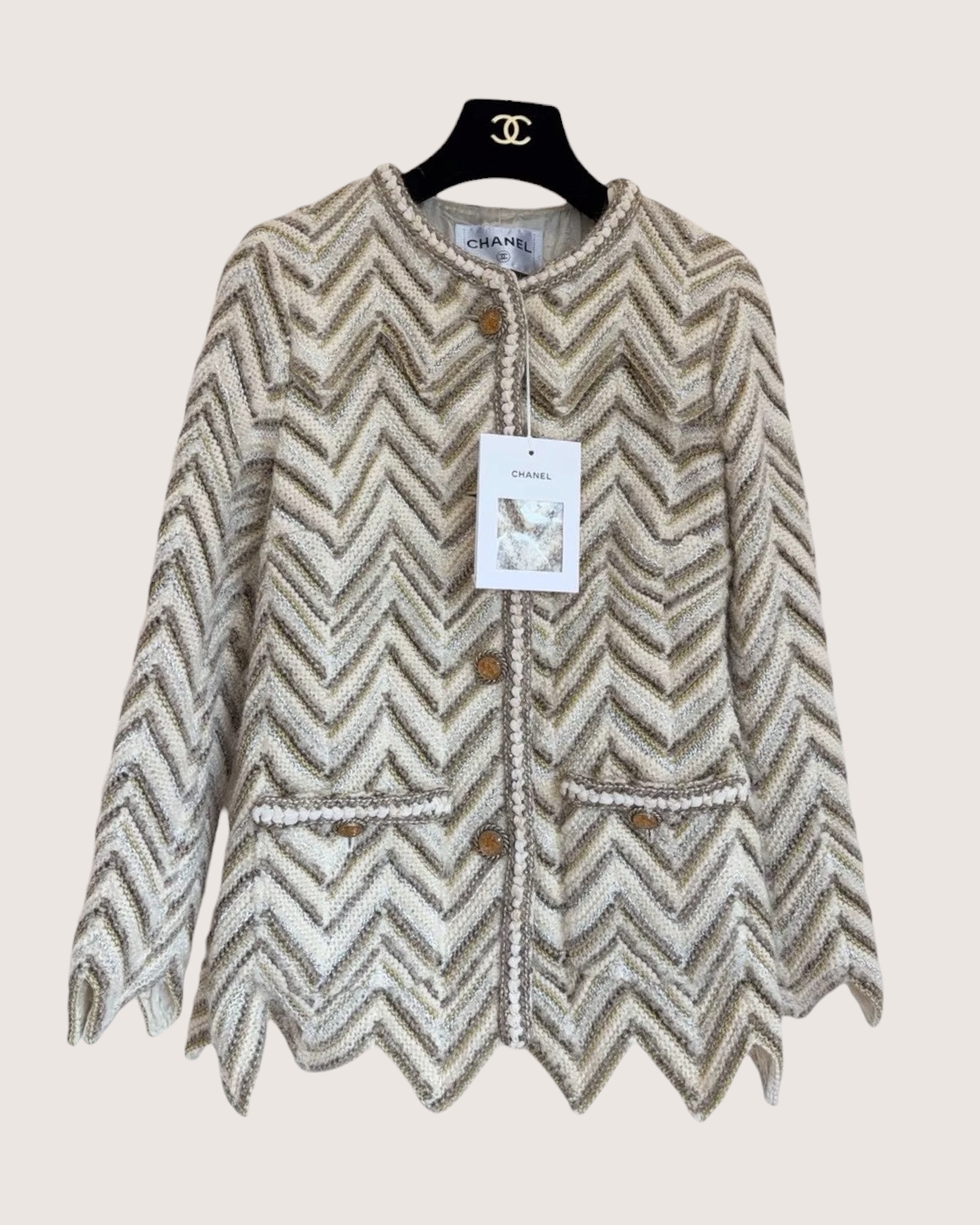 Chanel 18A Tweed Chevron Jacket Beige/Ecru, White, Multicolor FR 36