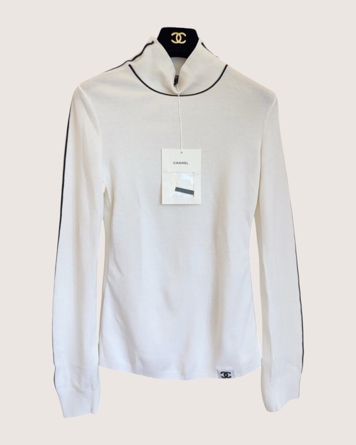 Chanel 25N Coco Neige Wool Contrast-Trim Turtleneck Sweater Beige/Ecru, Black FR 38