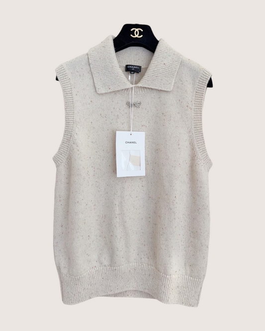 Chanel 25N Coco Neige Cashmere Bow Vest Beige/Ecru FR 38