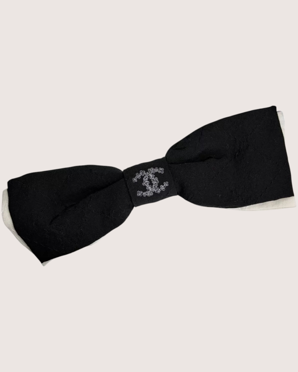 Chanel 25P Tweed CC Bow Hair Clip Black, Beige/Ecru One Size