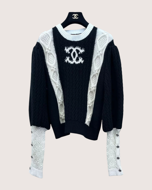 Chanel 21A CC Sweater - Black, White