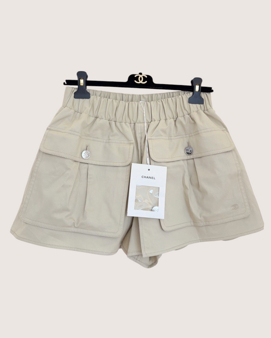 Chanel 26P Cargo Shorts Beige/Ecru FR 36
