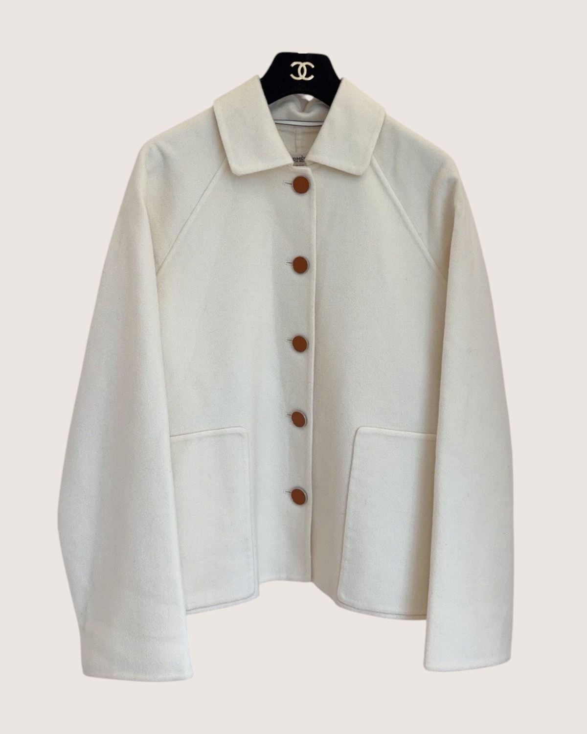 Hermès Cashmere Raglan-Sleeve Patch-Pocket Jacket Beige/Ecru FR 36