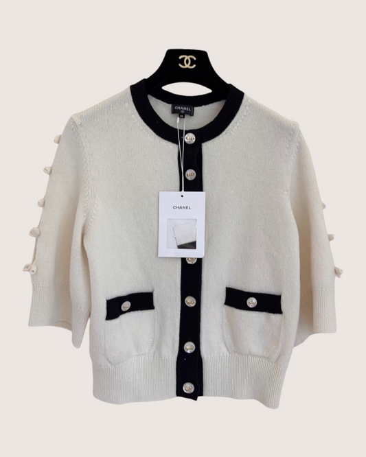 Chanel 25K Bow Cashmere Cardigan - Beige/Ecru, Black