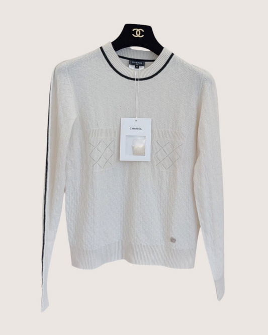 Chanel 23K Cashmere Camellia Sweater Beige/Ecru, Black FR 36