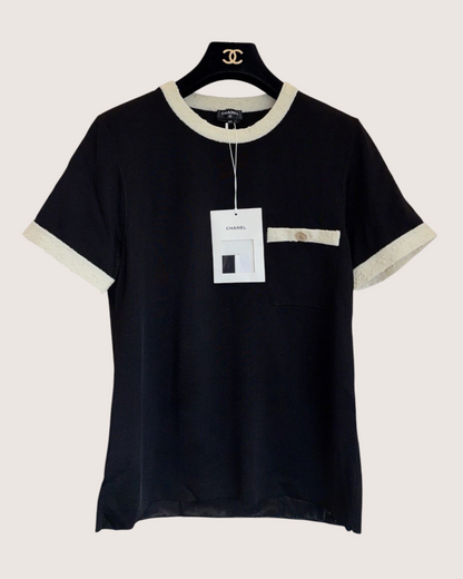 Chanel 25A Contrast-Trim T-Shirt Black, Beige/Ecru FR 34