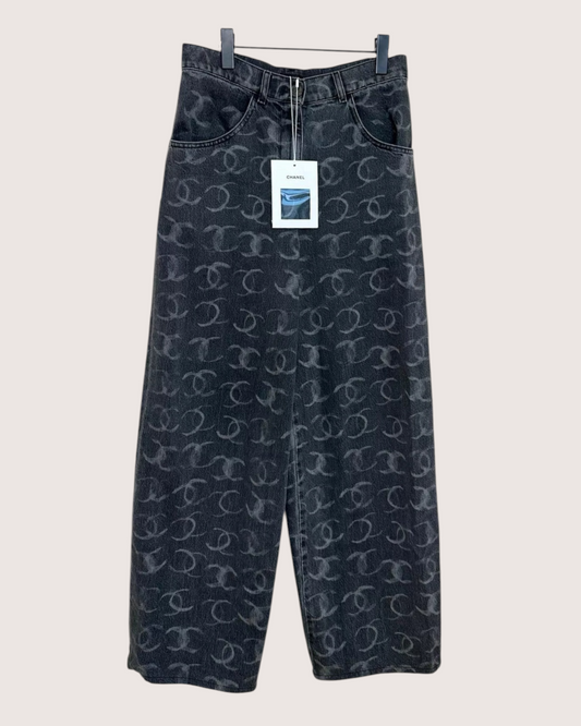 Chanel 23B CC Logo Wide-Leg Jeans - Grey, Black