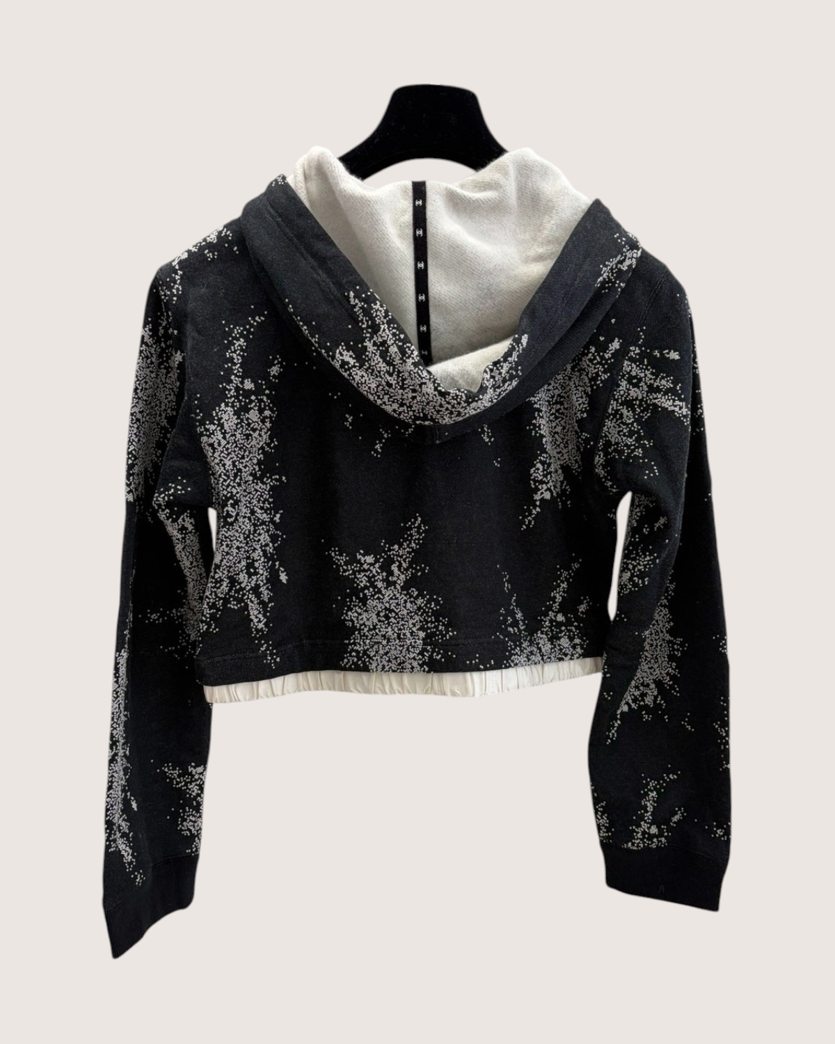 Chanel 25B Speckled Pullover Hoodie Black, White, Beige/Ecru FR 36