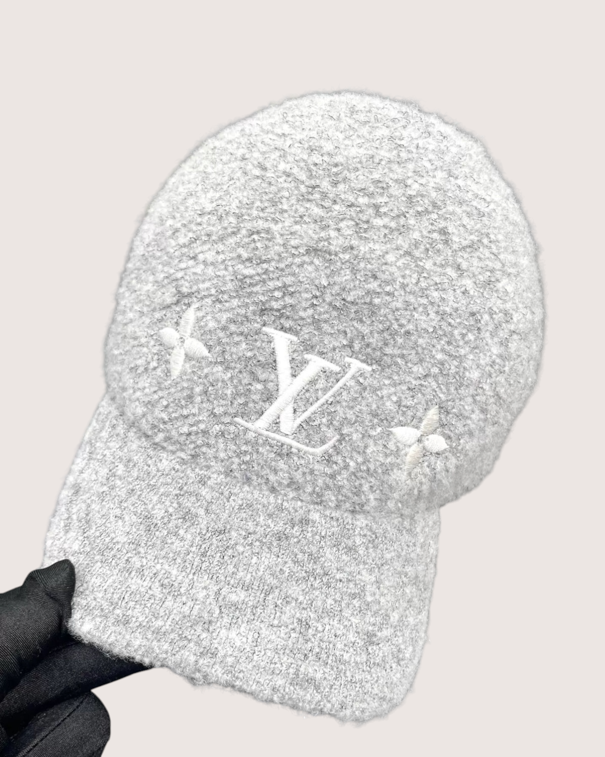 Louis Vuitton Woolgram Logo Cap Grey ["One Size"]