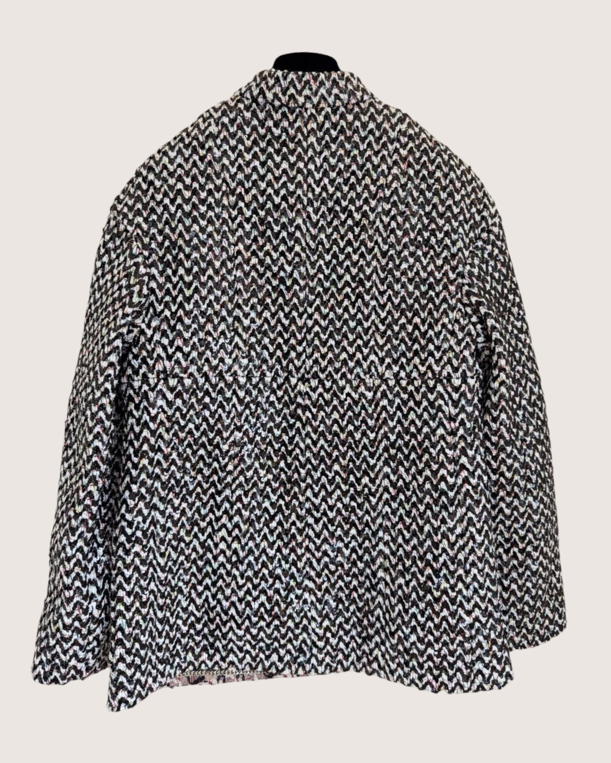 Chanel 23A Sequin Chevron Tweed Jacket Black, White, Multicolor FR 34