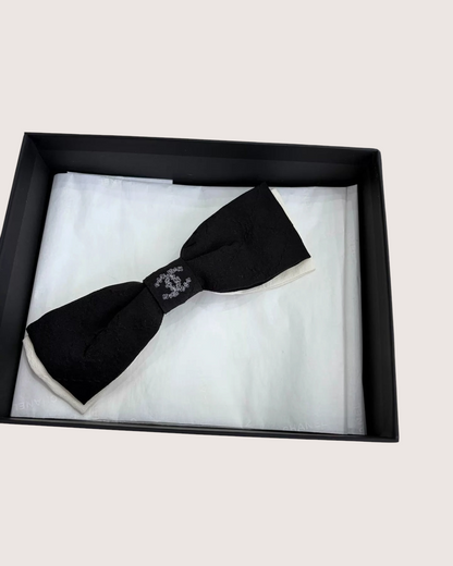 Chanel 25P Tweed CC Bow Hair Clip Black, Beige/Ecru One Size