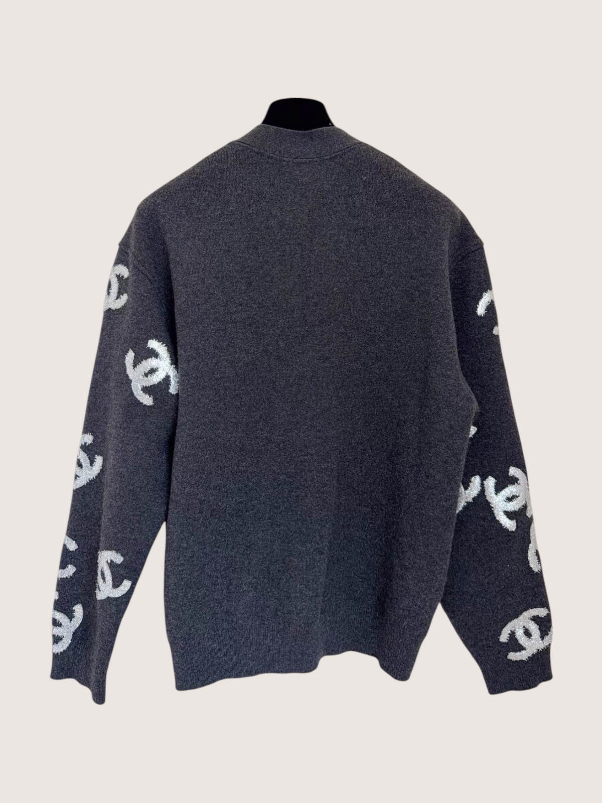 Chanel 22A CC Logo Cashmere Cardigan - view 2