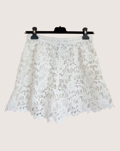 Chanel 26C CC Floral Lace Shorts White, Beige/Ecru FR 36